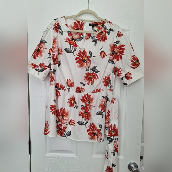 Floral Wrap Blouse with Belt - Picture 7 of 12